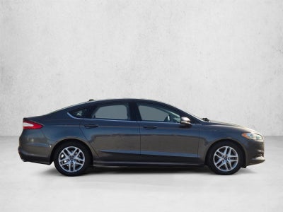 2015 Ford Fusion 4dr Sdn SE FWD