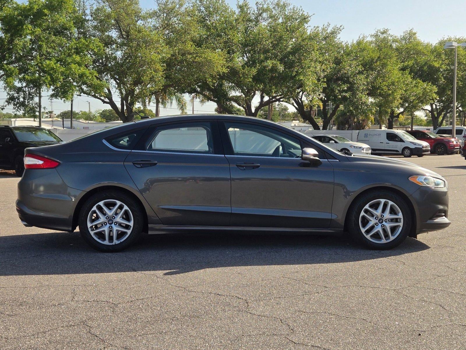 2015 Ford Fusion 4dr Sdn SE FWD