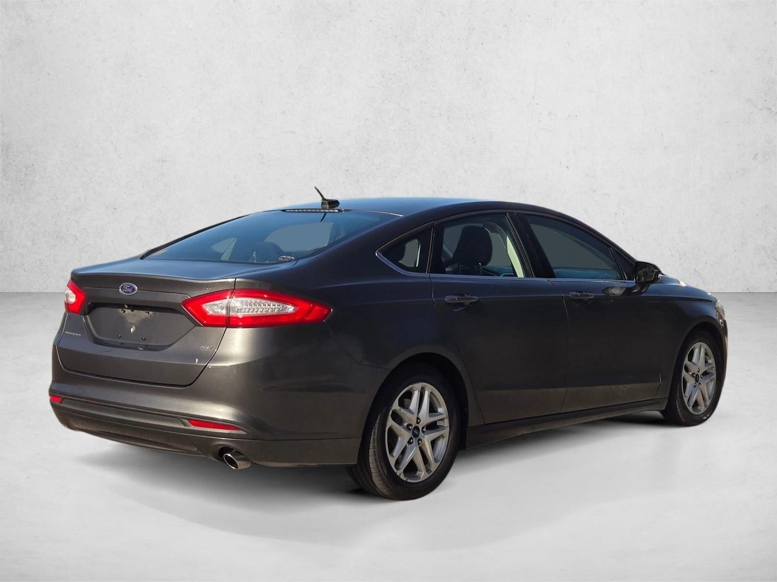 2015 Ford Fusion 4dr Sdn SE FWD