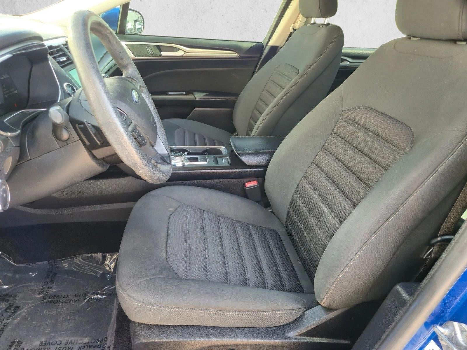 2017 Ford Fusion SE FWD