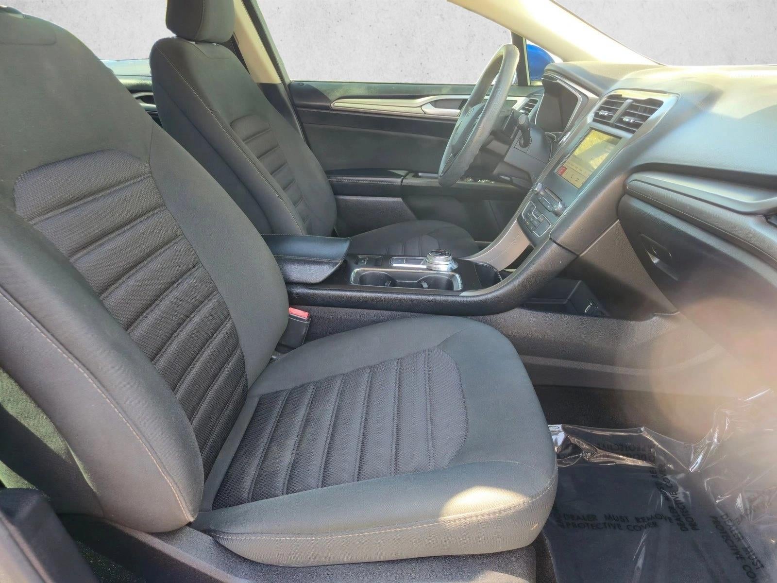 2017 Ford Fusion SE FWD