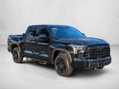 2025 Toyota Tundra 4WD 4WD SR5 CrewMax 5.5' Bed (Natl)