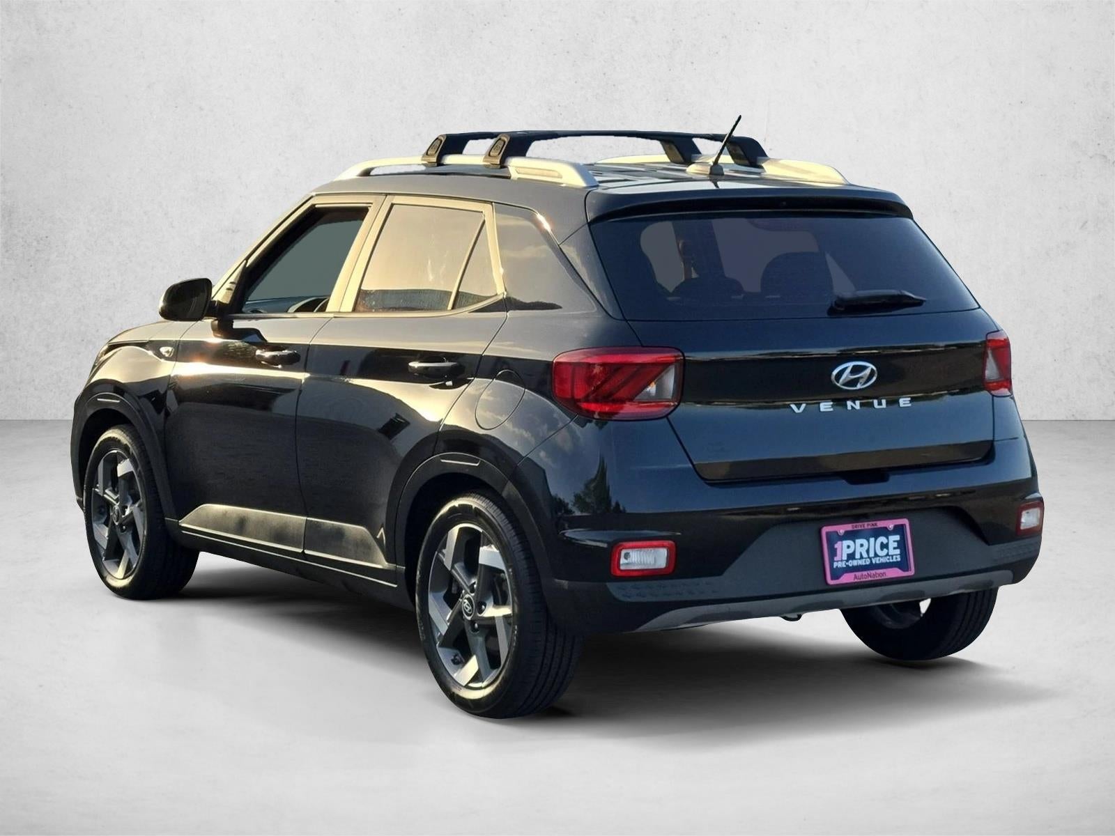 2023 Hyundai VENUE SEL IVT