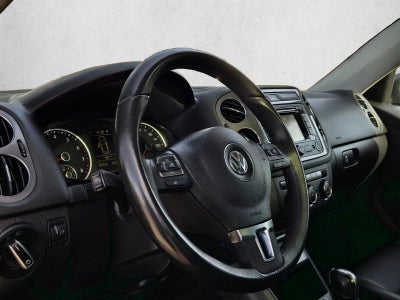 2013 Volkswagen Tiguan 2WD 4dr Auto S