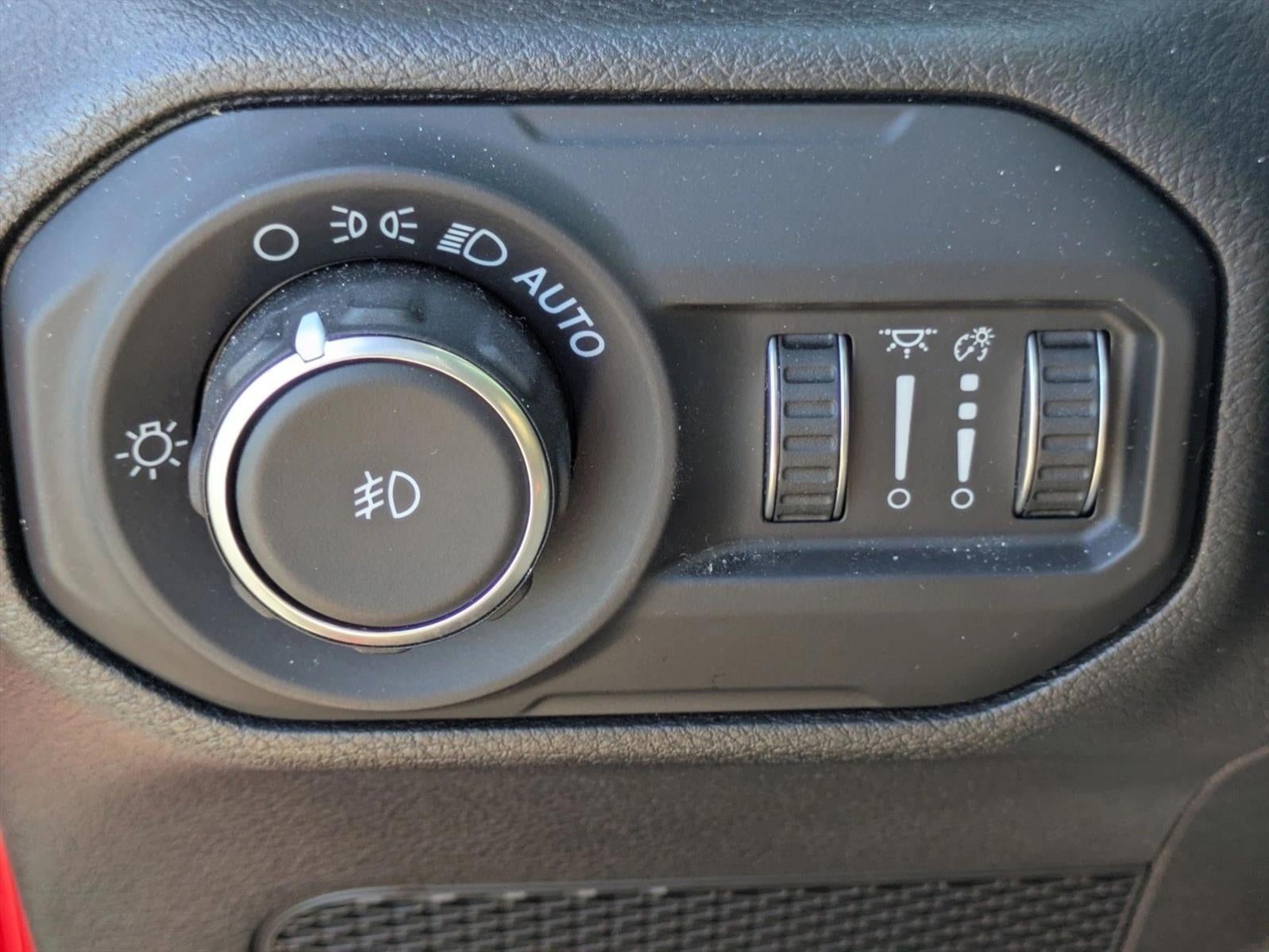 2021 Jeep Wrangler Unlimited Sahara Altitude 4x4