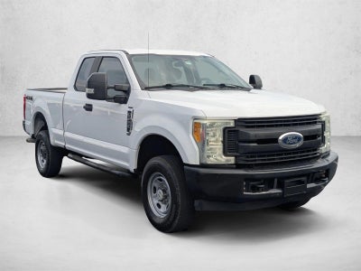 2017 Ford Super Duty F-250 SRW XL 4WD SuperCab 6.75' Box