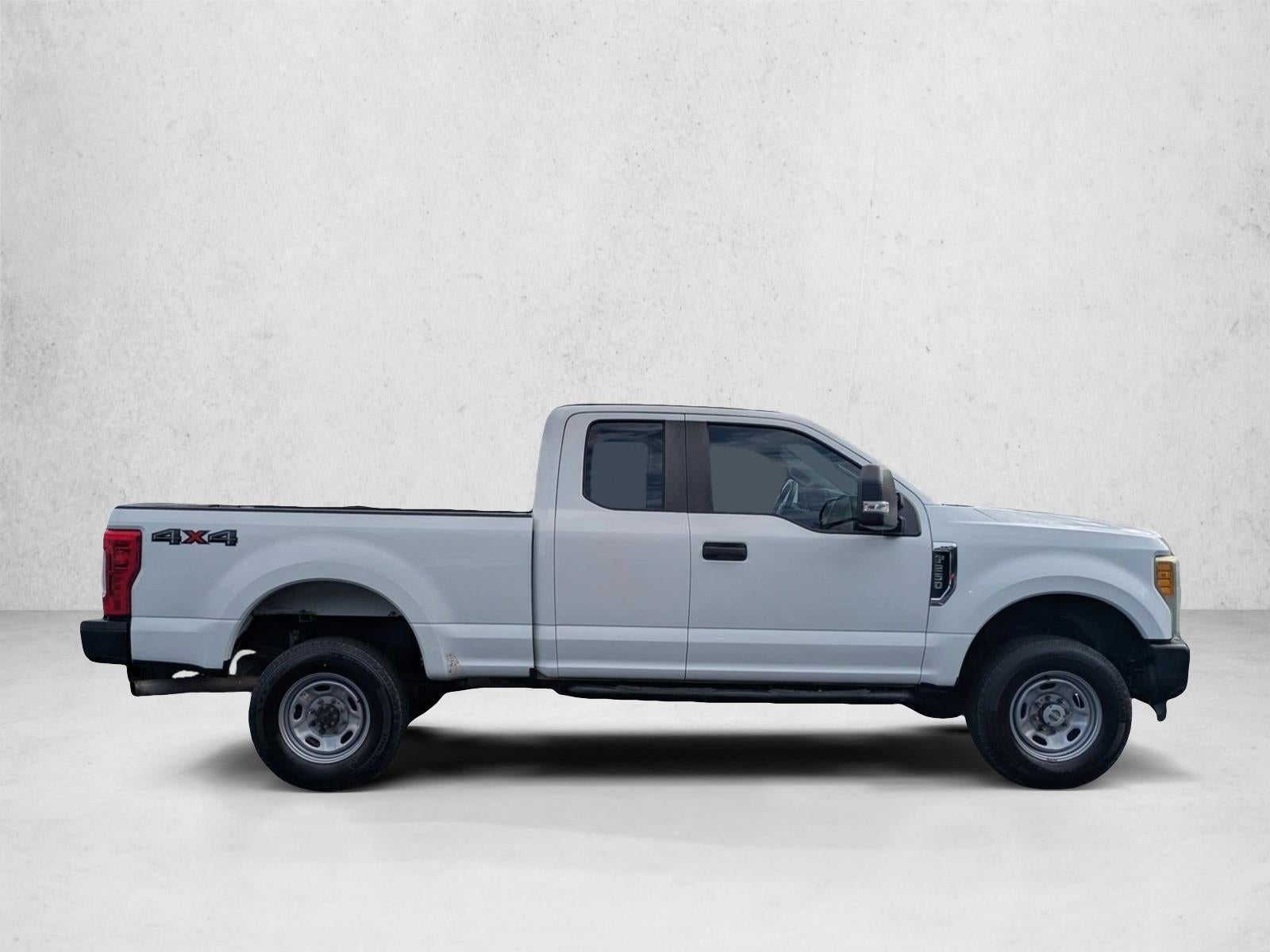 2017 Ford Super Duty F-250 SRW XL 4WD SuperCab 6.75' Box