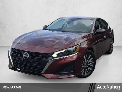 2025 Nissan Altima SV FWD