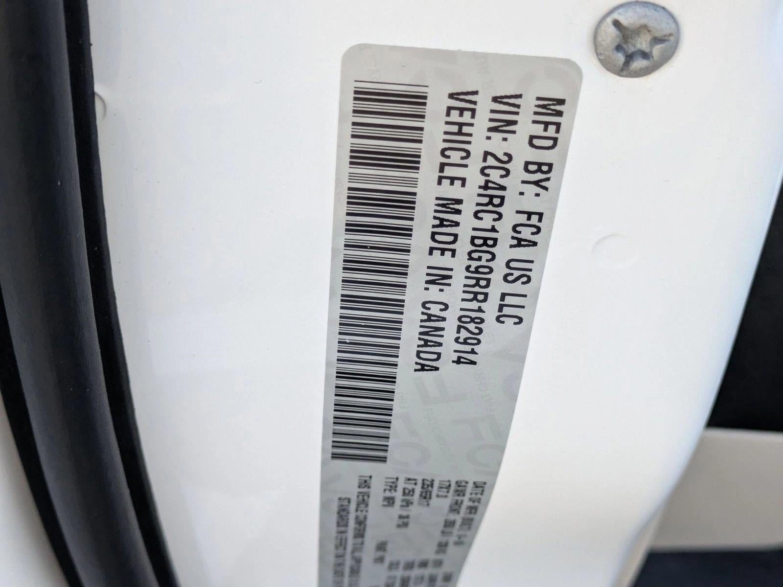 2024 Chrysler Pacifica Touring L FWD