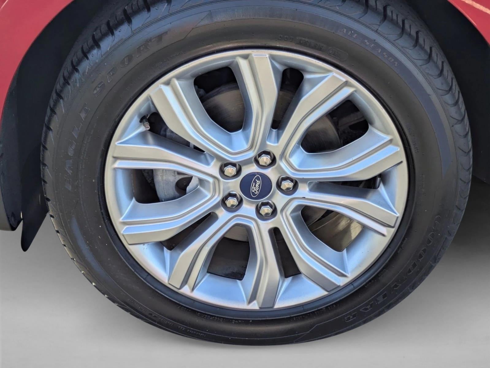 2020 Ford Edge Titanium FWD