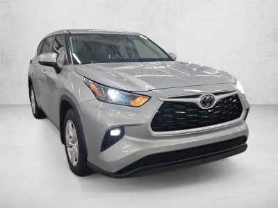 2024 Toyota Highlander LE FWD (Natl)