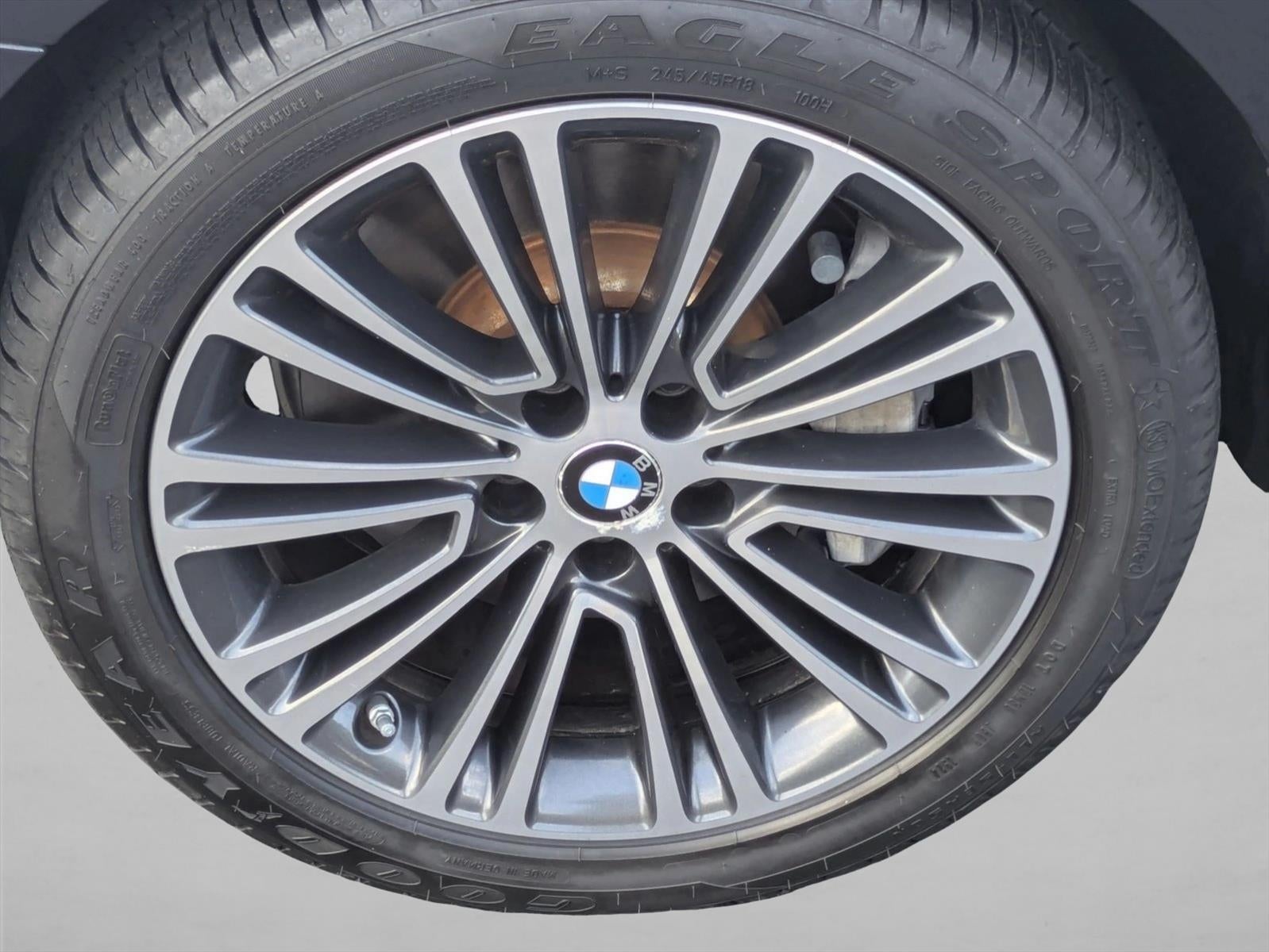 2019 BMW 530i Sedan