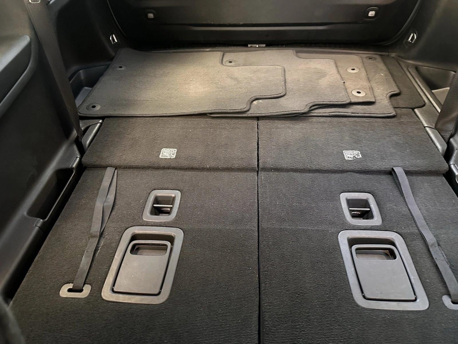 2023 Jeep Grand Cherokee L Laredo 4x4