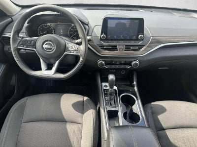 2024 Nissan Altima 2.5 SV Sedan