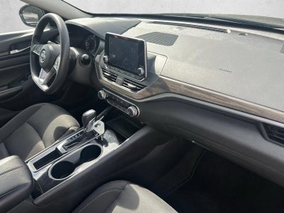 2024 Nissan Altima 2.5 SV Sedan