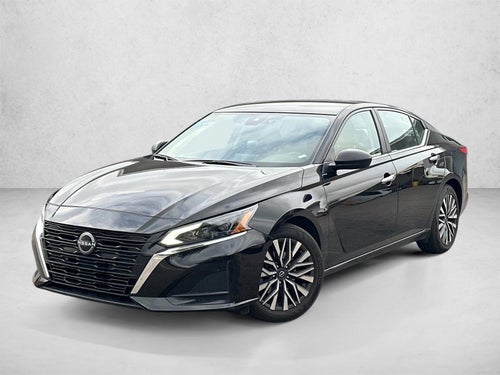 2024 Nissan Altima 2.5 SV Sedan