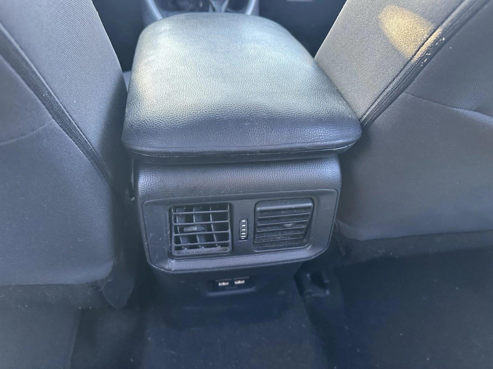 2021 Toyota RAV4 XLE FWD (GS)