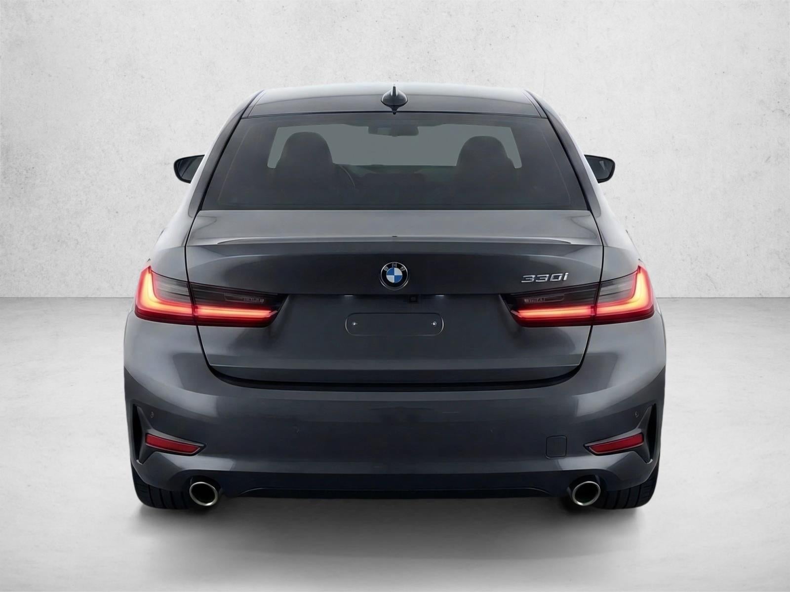 2023 BMW 330i Sedan