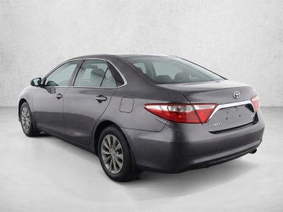2017 Toyota Camry LE Auto (SE)