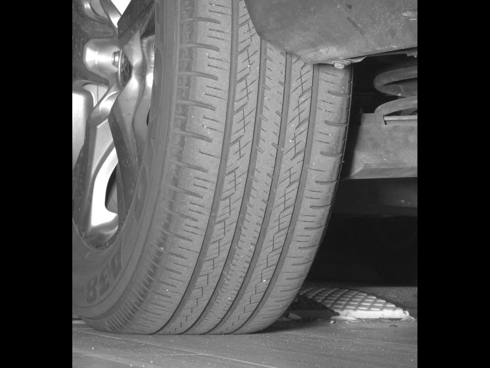 2022 Toyota RAV4 Hybrid XLE AWD (Natl)