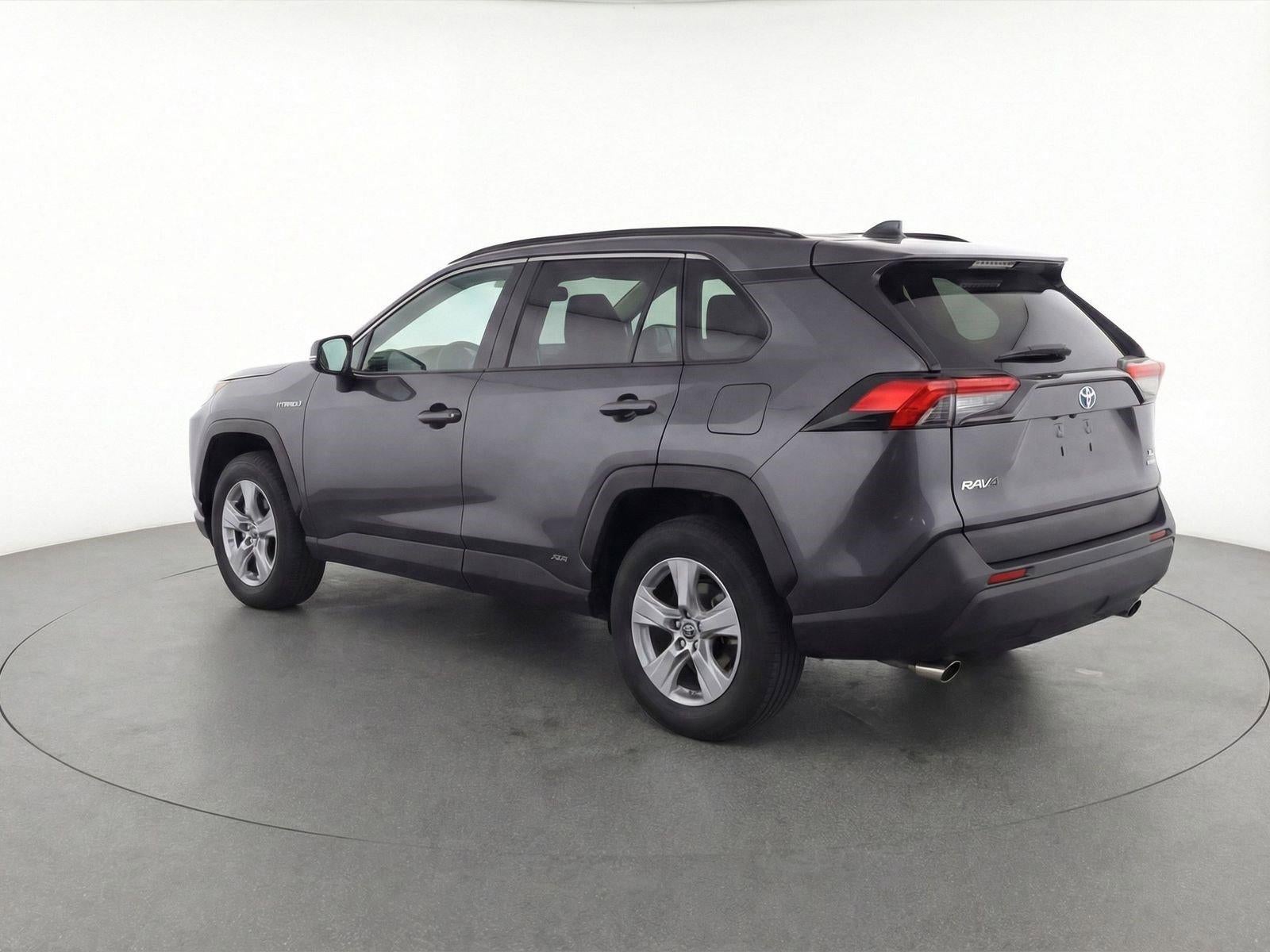 2022 Toyota RAV4 Hybrid XLE AWD (Natl)