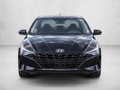 2023 Hyundai ELANTRA SE IVT