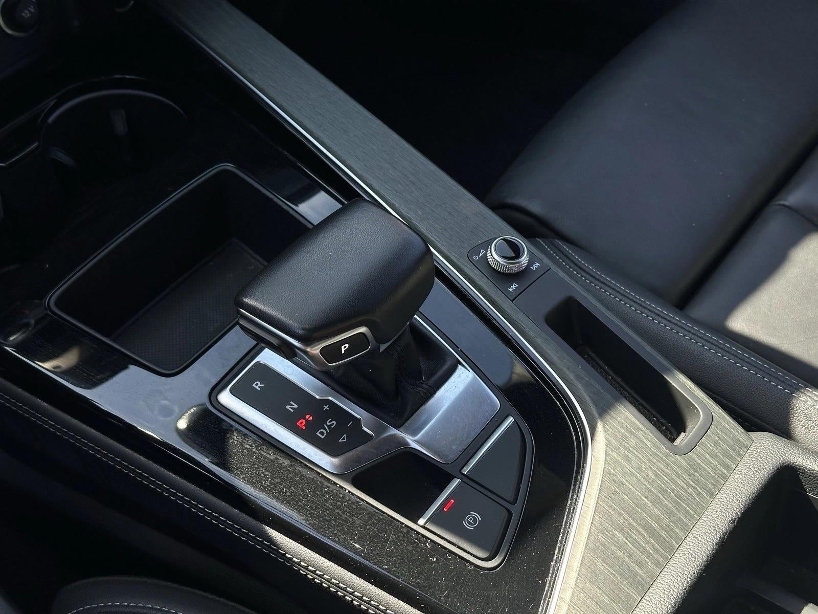 2023 Audi A4 Sedan S line Premium Plus 45 TFSI quattro