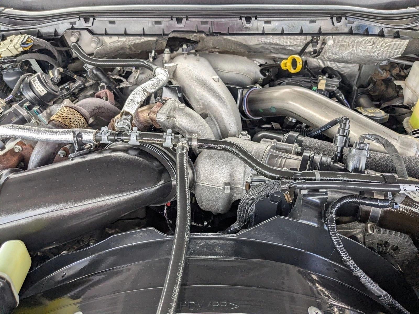 2024 Ford Super Duty F-450 DRW XLT 4WD Crew Cab 179" WB 60" CA