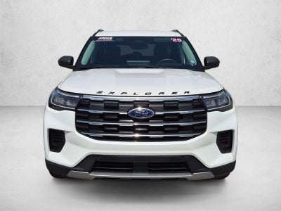 2025 Ford Explorer Active RWD