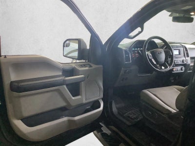 2015 Ford F-150 2WD SuperCrew 5-1/2 Ft Box XLT