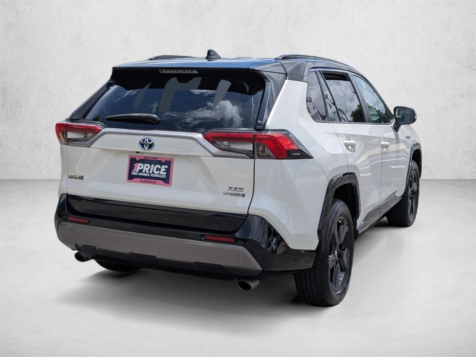 2019 Toyota RAV4 Hybrid XSE AWD (Natl)