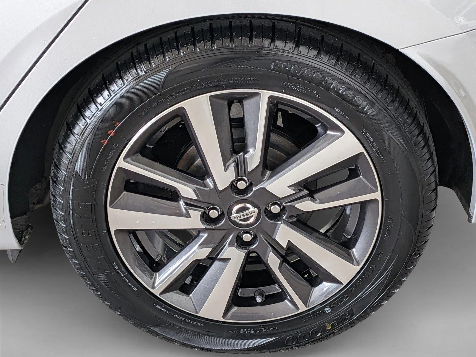 2021 Nissan Versa SV CVT