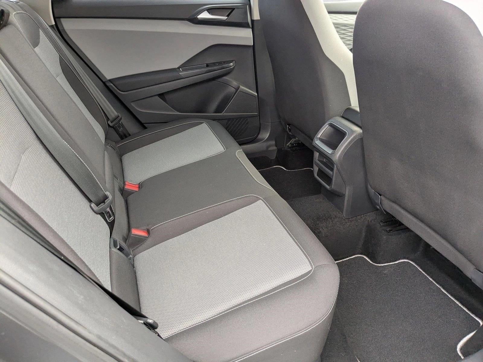 2023 Volkswagen Taos S 4MOTION *Ltd Avail*