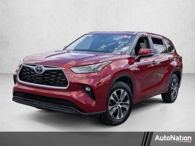 2023 Toyota Highlander XLE FWD (Natl)