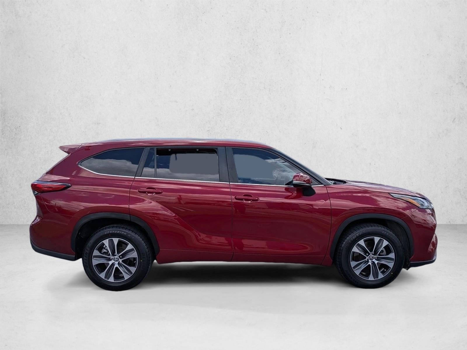 2023 Toyota Highlander XLE FWD (Natl)