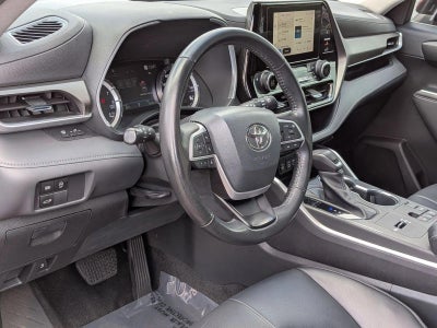 2023 Toyota Highlander XLE FWD (Natl)