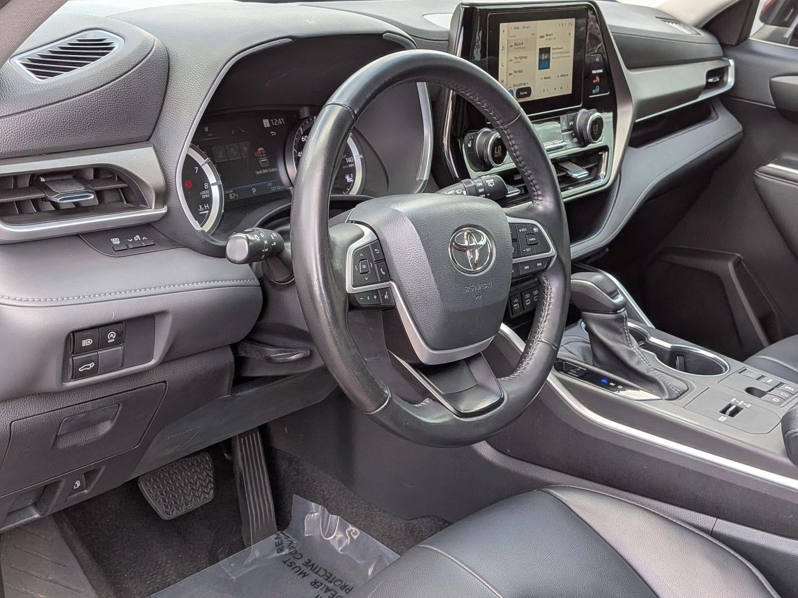 2023 Toyota Highlander XLE FWD (Natl)