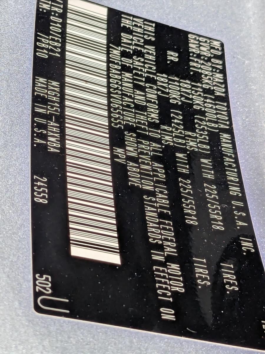 2025 Toyota Corolla Cross Hybrid XSE 4WD (Natl)