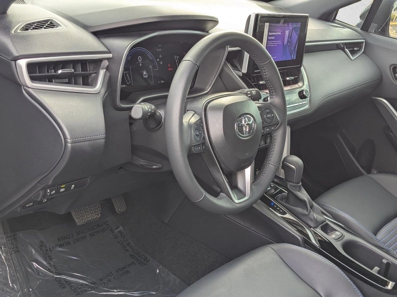 2025 Toyota Corolla Cross Hybrid XSE 4WD (Natl)