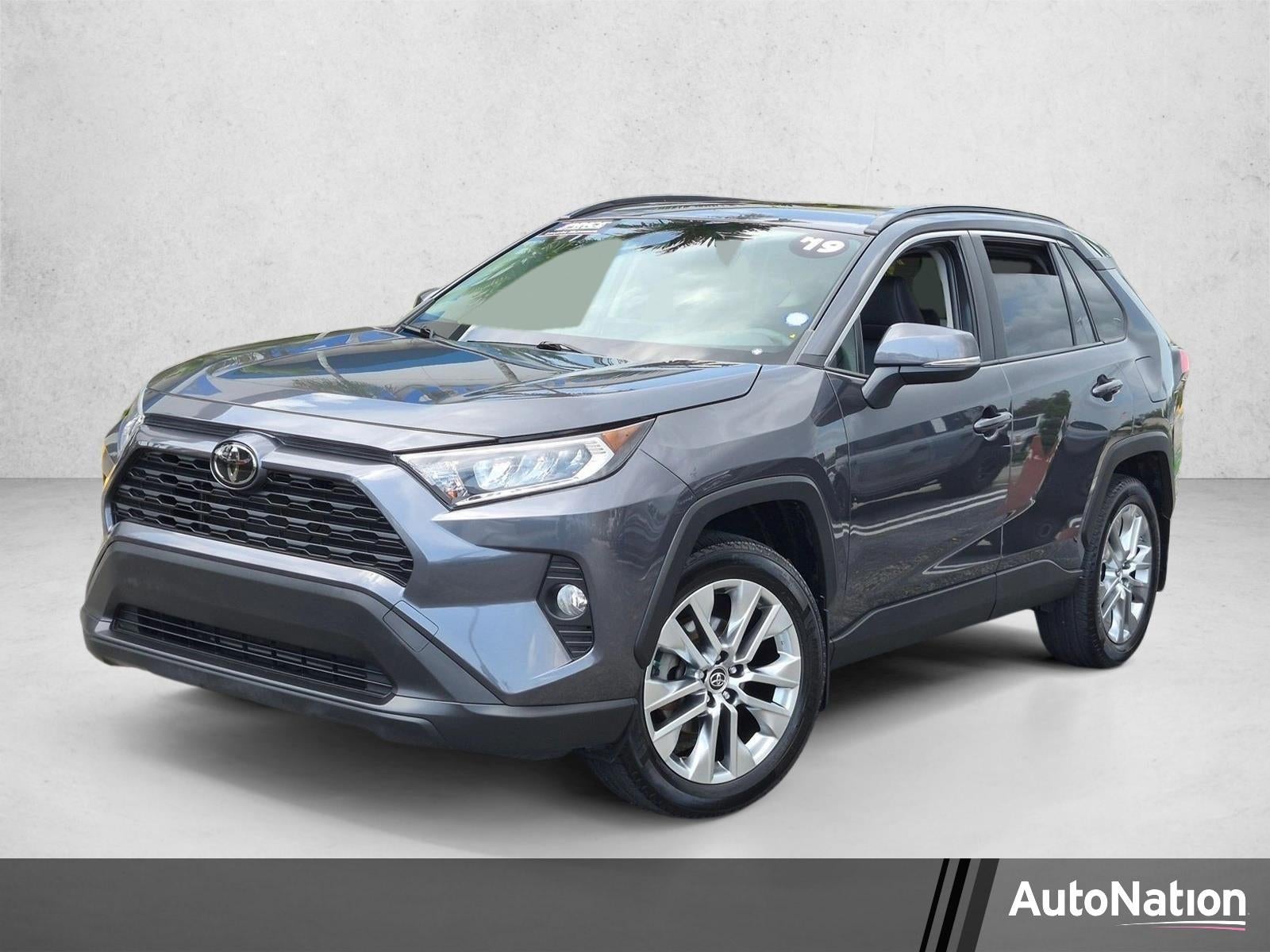 2019 Toyota RAV4 XLE Premium FWD (Natl)