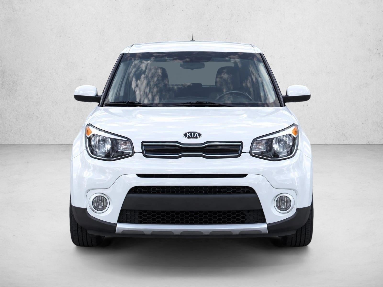 2019 Kia Soul + Auto