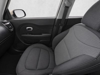 2019 Kia Soul + Auto