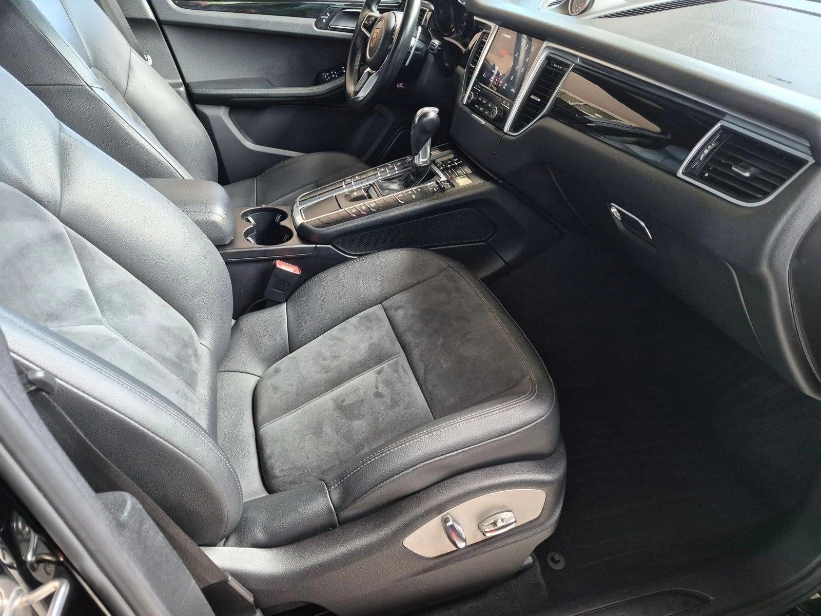 2018 Porsche Macan AWD