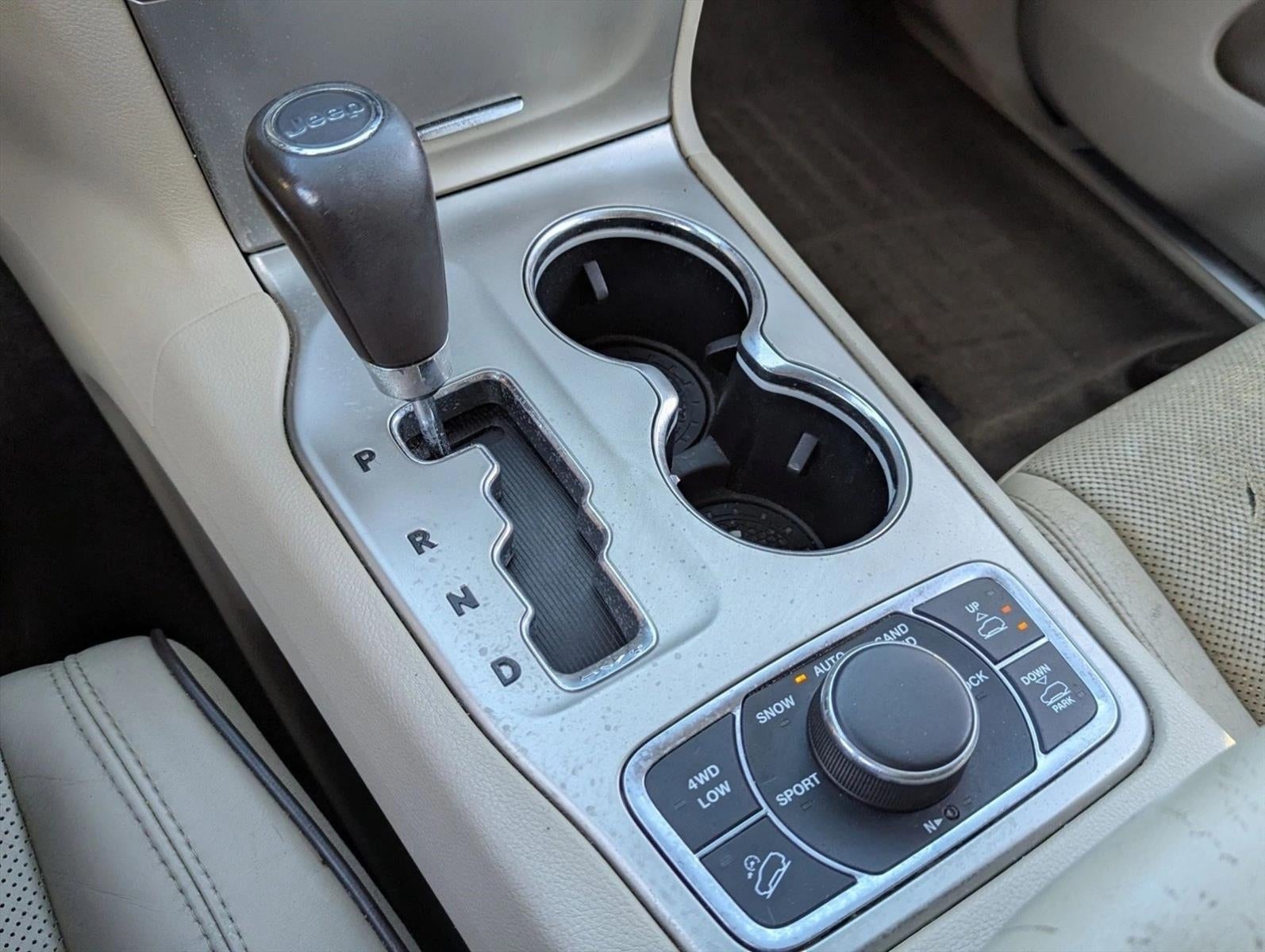 2011 Jeep Grand Cherokee 4WD 4dr Overland