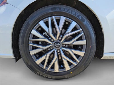 2023 Nissan Altima 2.5 SV Sedan