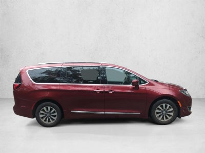 2020 Chrysler Pacifica Touring L Plus 35th Anniversary FWD *Ltd Avail*