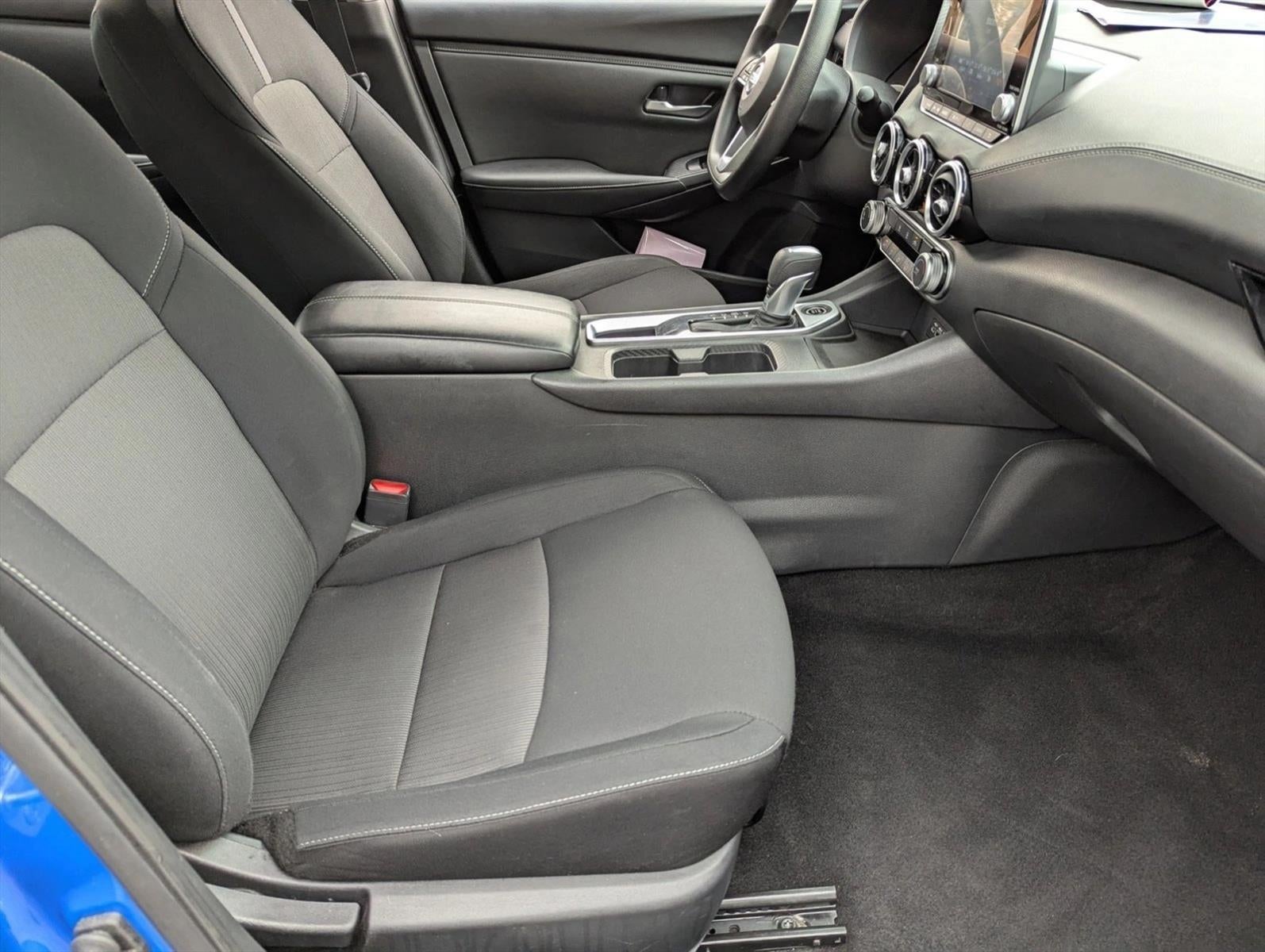 2023 Nissan Sentra SV CVT