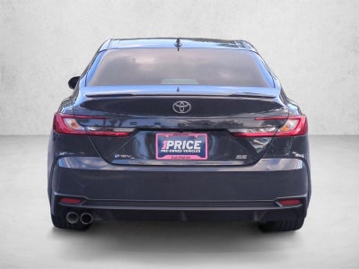 2025 Toyota Camry SE (Natl)