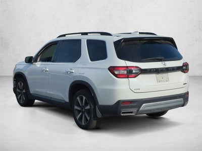 2024 Honda Pilot Touring AWD