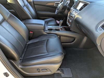 2019 Nissan Pathfinder FWD Platinum